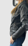 chaqueta negra polipiel
